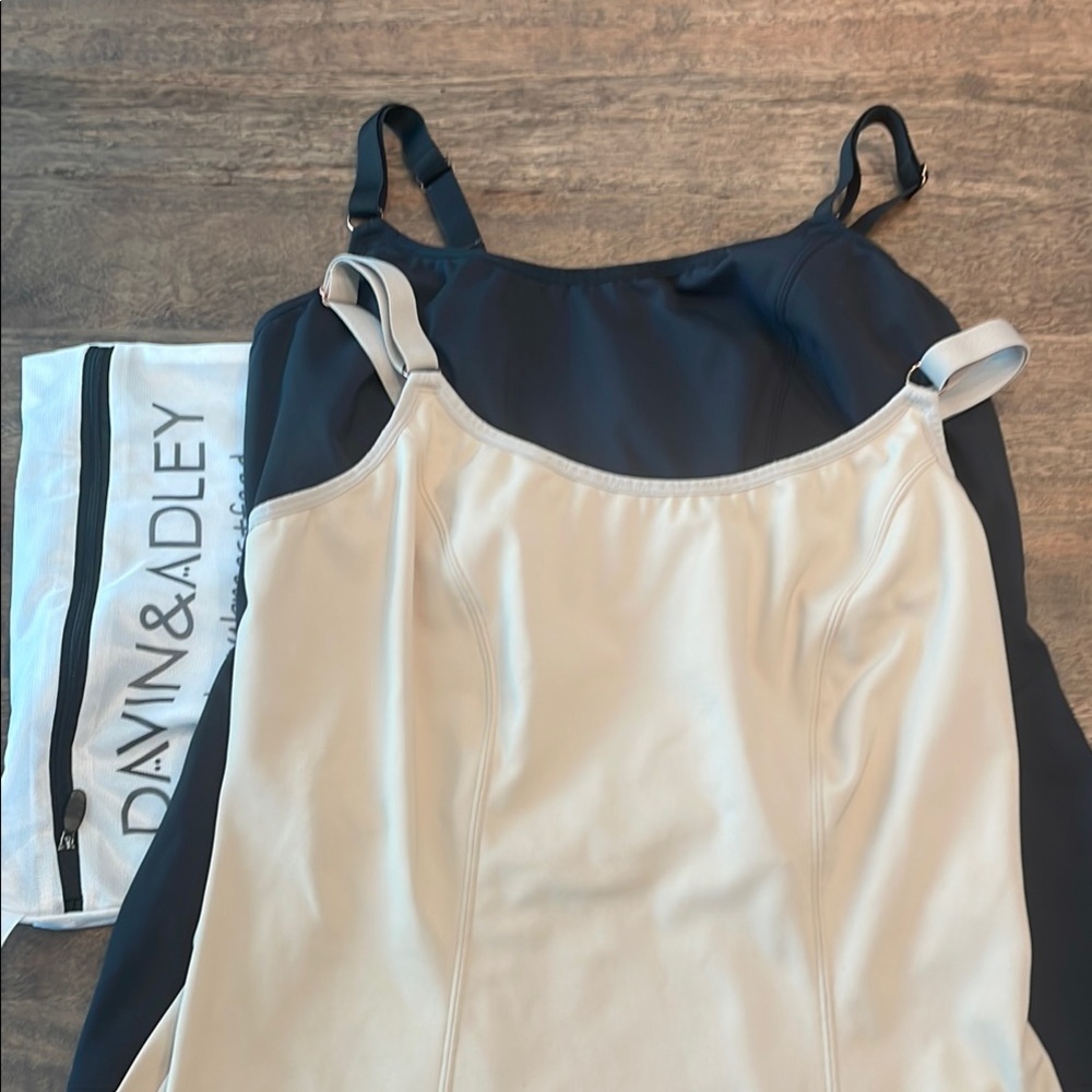 Davin & Adley pumpin Tank Top Large Busty